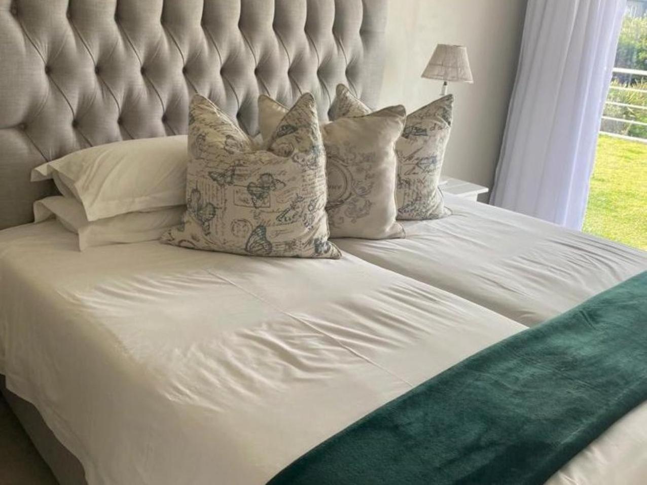 Kelly'S Beachfront Apartments Port Alfred Ruang foto